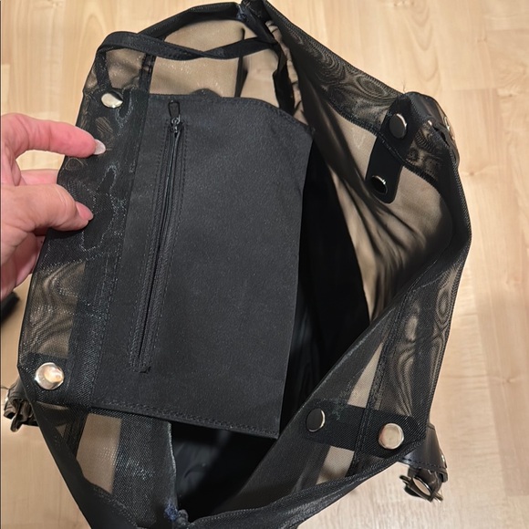 Elegant Black Tote Bag - Picture 8 of 11